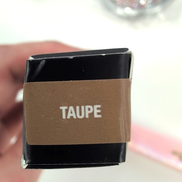 YSL pouch ,Jefferee star supreme gloss w/ brow pencil , makeup mirror - Picture 5 of 14